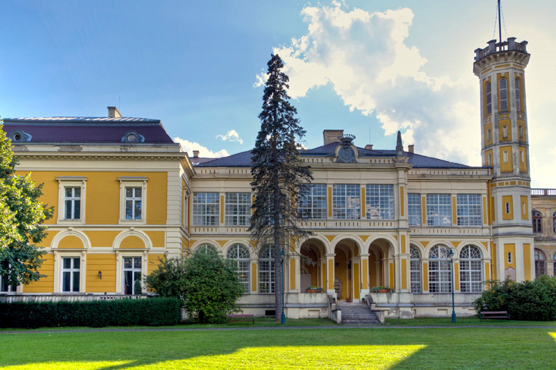 Füzérradvány | Károlyi-kastély
